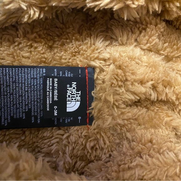 The North Face Multicolor Patterned/Furry Baby Boy Reversible Jacket Size 0-3 M - Picture 5 of 8